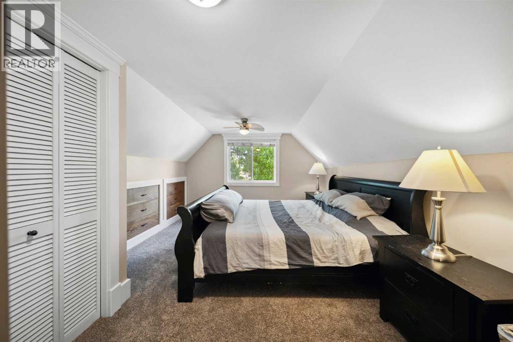 Single Family House for Sale in   Avenue NW Mount Pleasant Calgary 