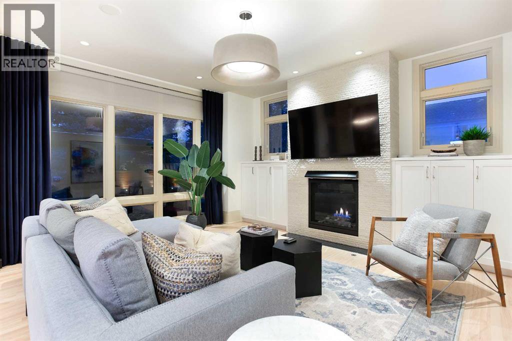 Single Family House for Sale in  Rideau Road SW Rideau Park Calgary 