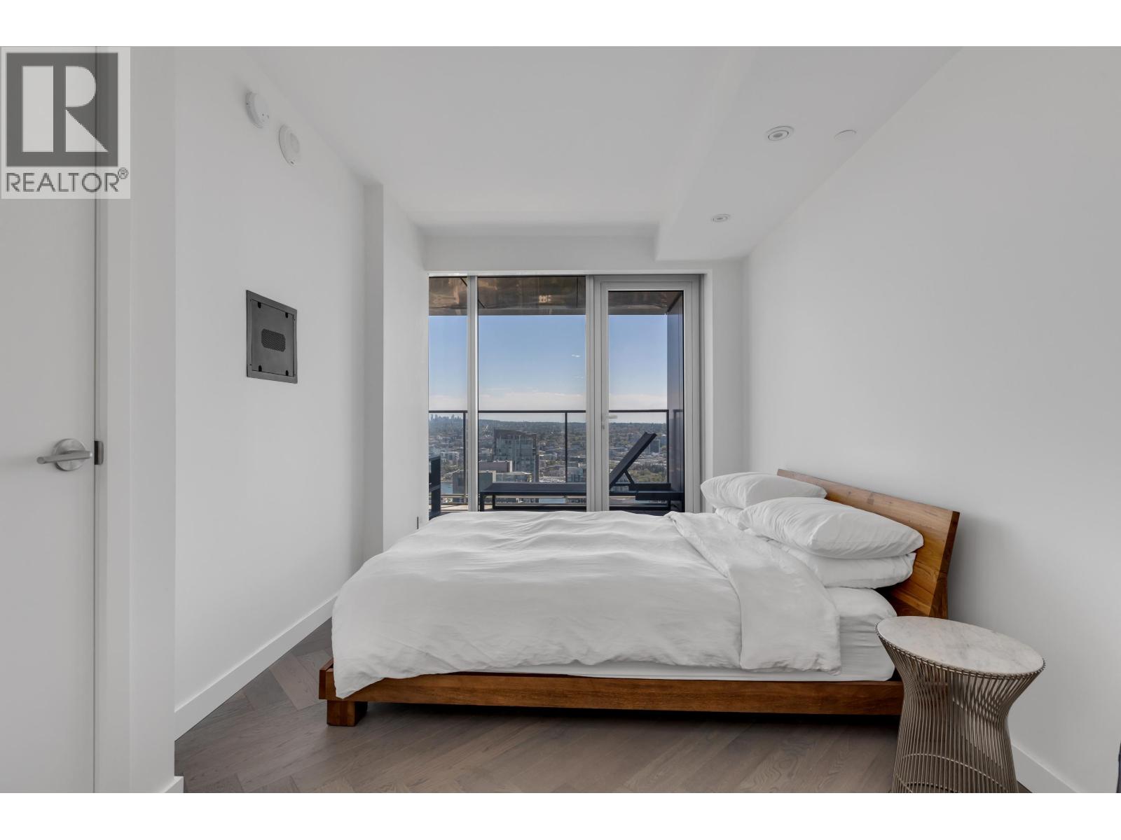 2 Bed, 3 Bath House for Rent in Vancouver – 5X05 1480 HOWE STREET, Vancouver - Image 10