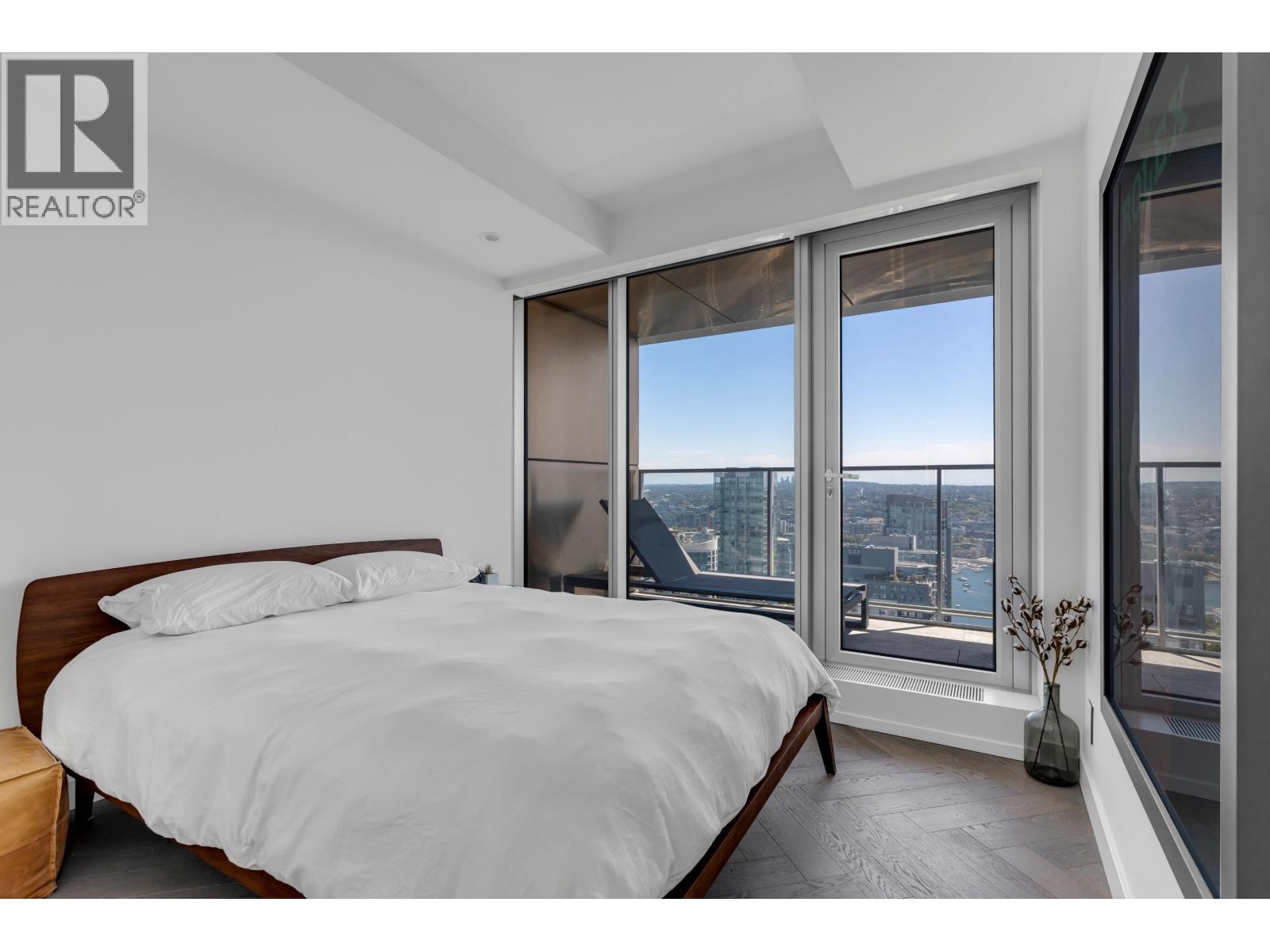 2 Bed, 3 Bath House for Rent in Vancouver – 5X05 1480 HOWE STREET, Vancouver - Image 14