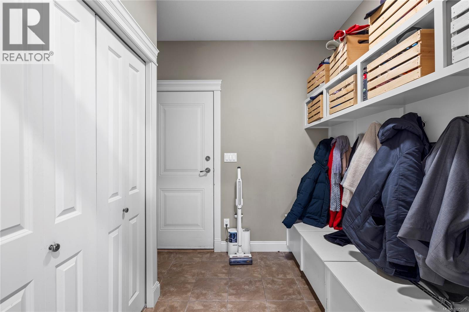 1755 Galvin Pl, Qualicum Beach