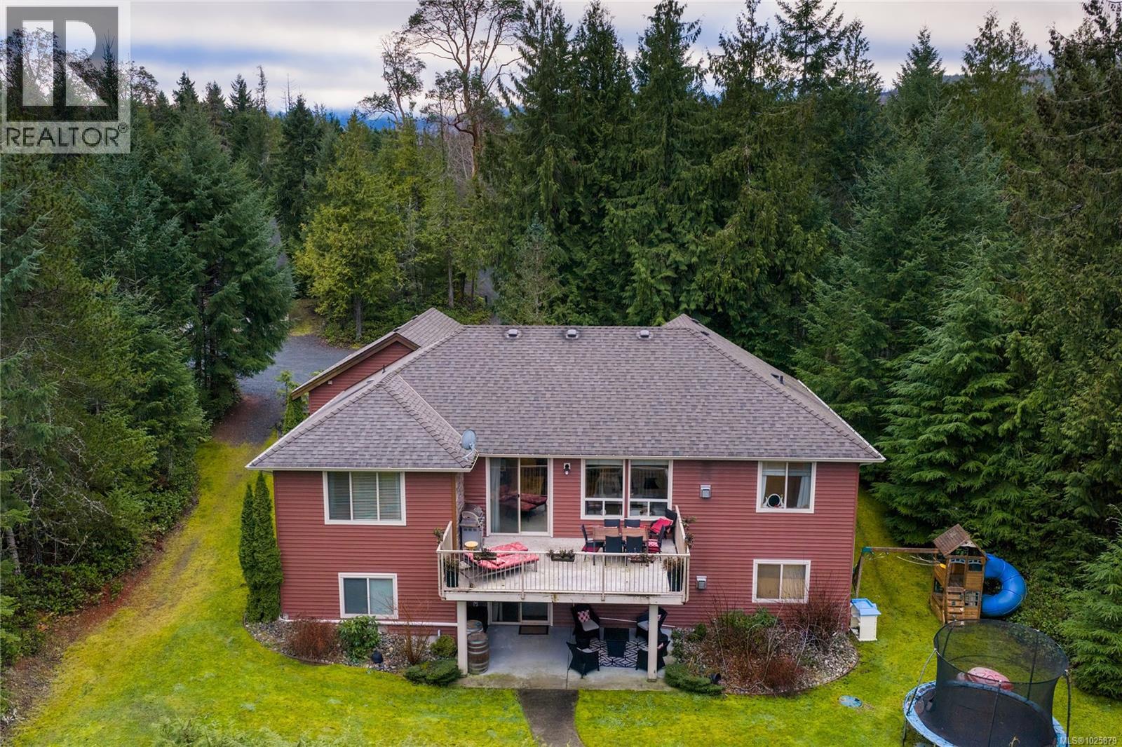 1755 Galvin Pl, Qualicum Beach