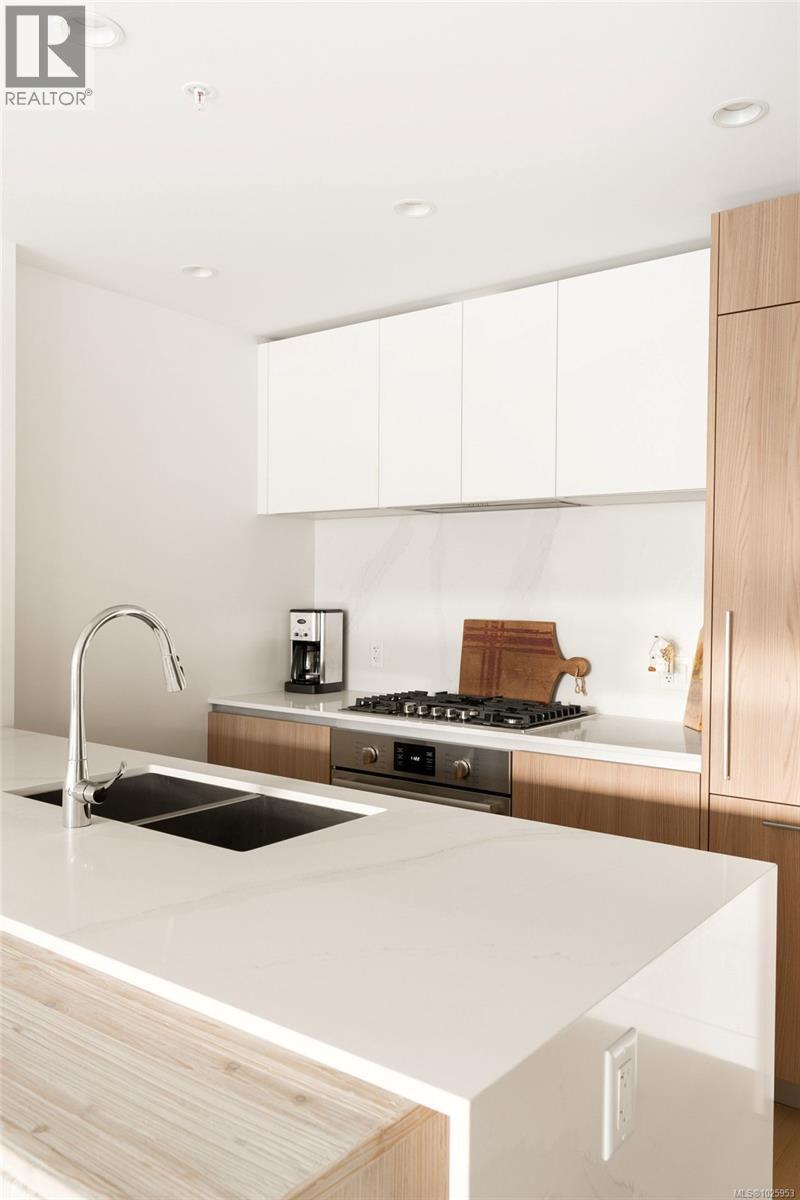 1311 2000 Hannington Road, Langford