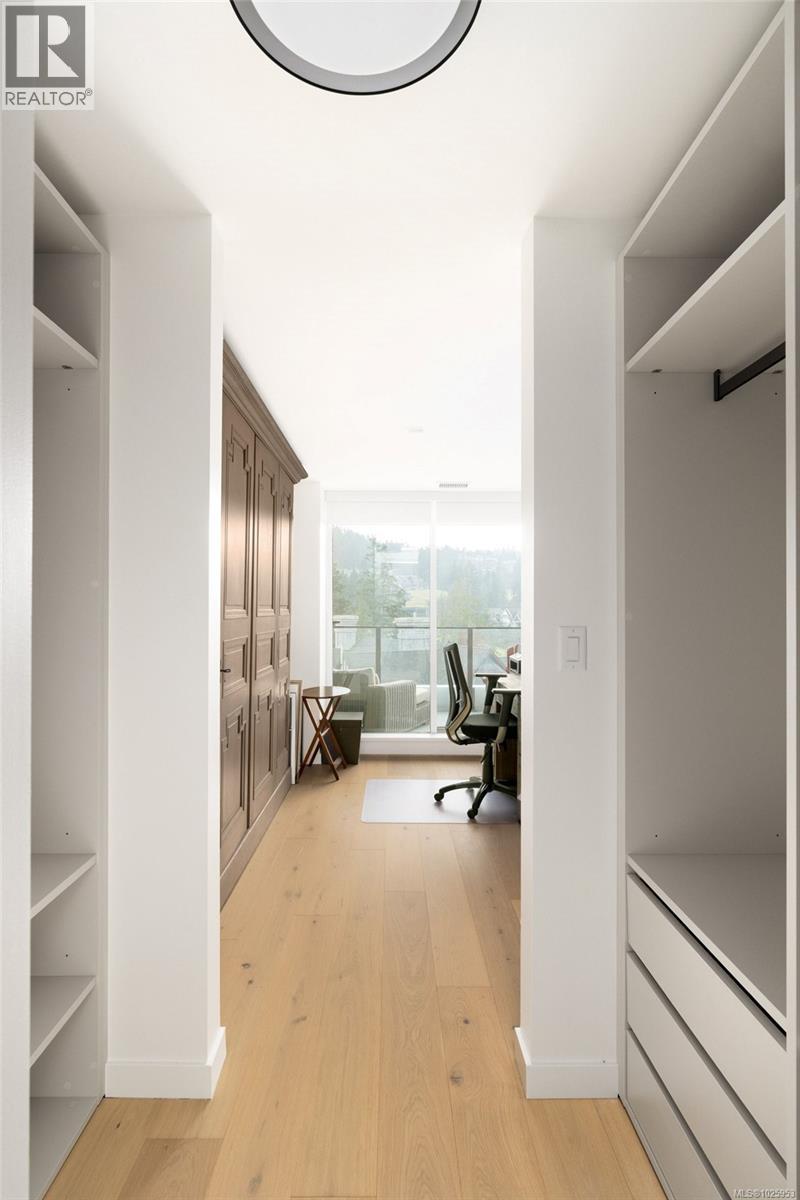 1311 2000 Hannington Road, Langford