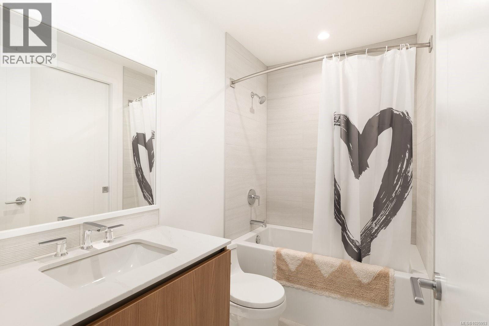 1311 2000 Hannington Road, Langford