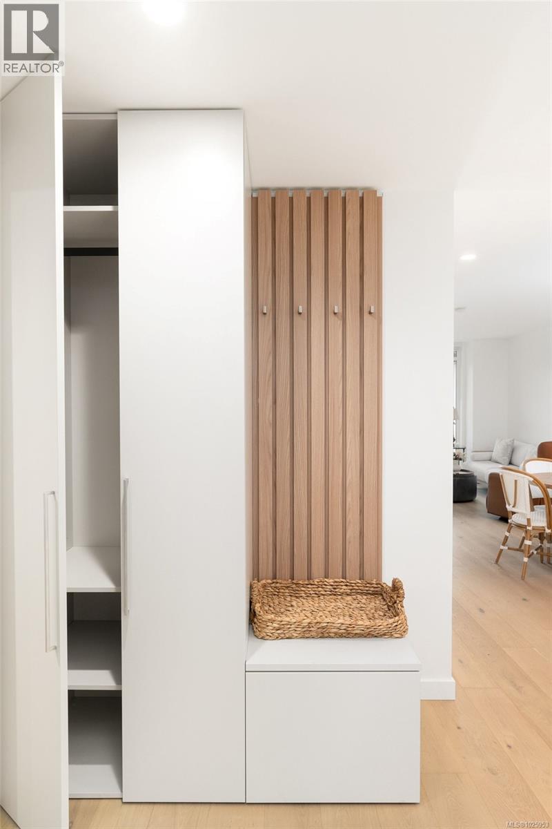 1311 2000 Hannington Road, Langford