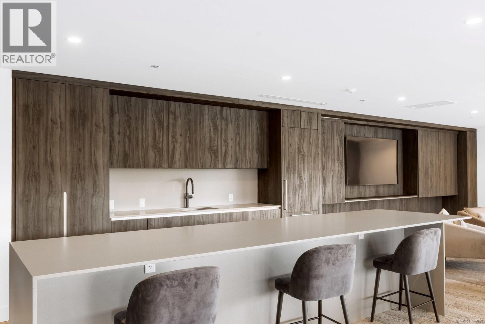 1311 2000 Hannington Road, Langford