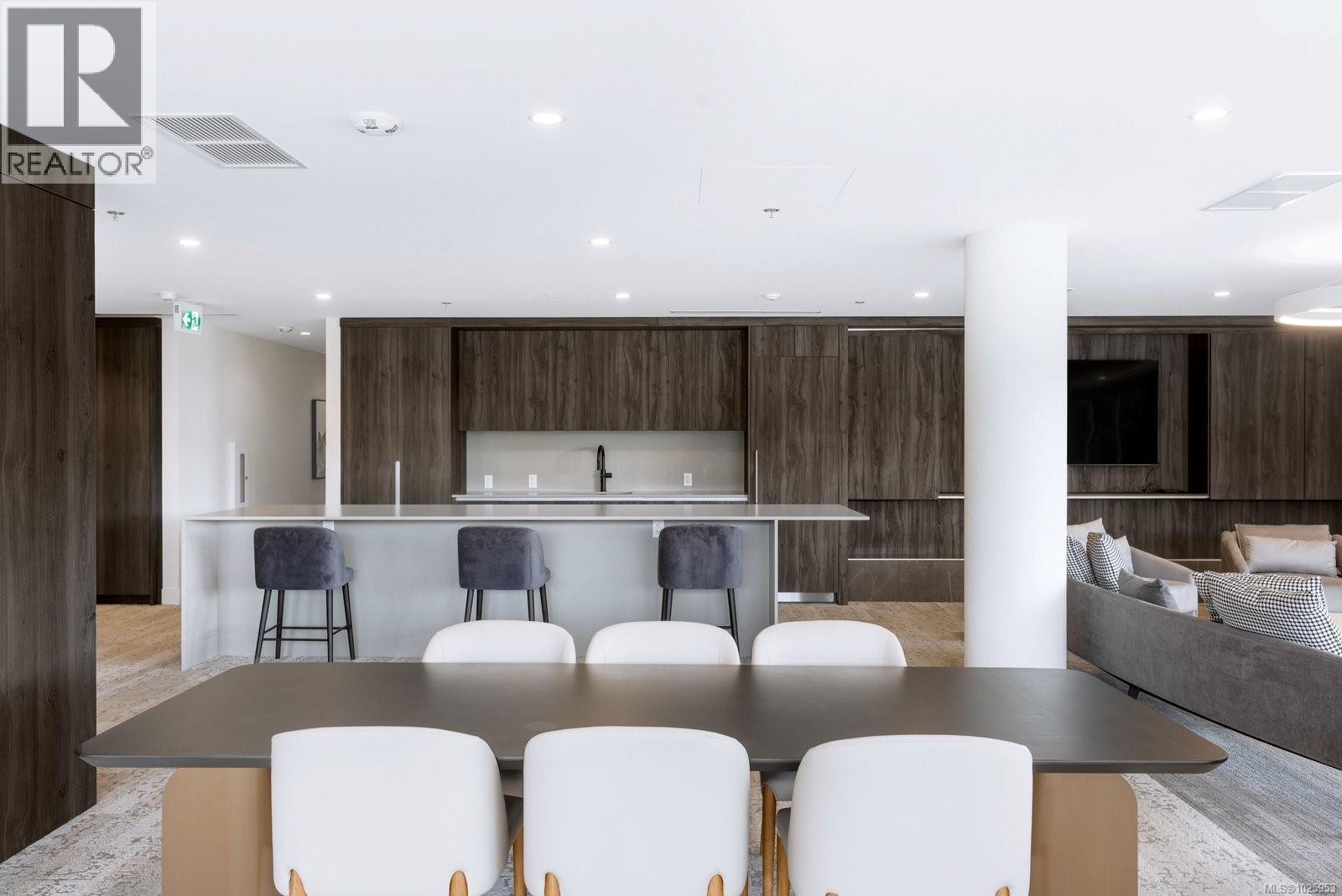 1311 2000 Hannington Road, Langford