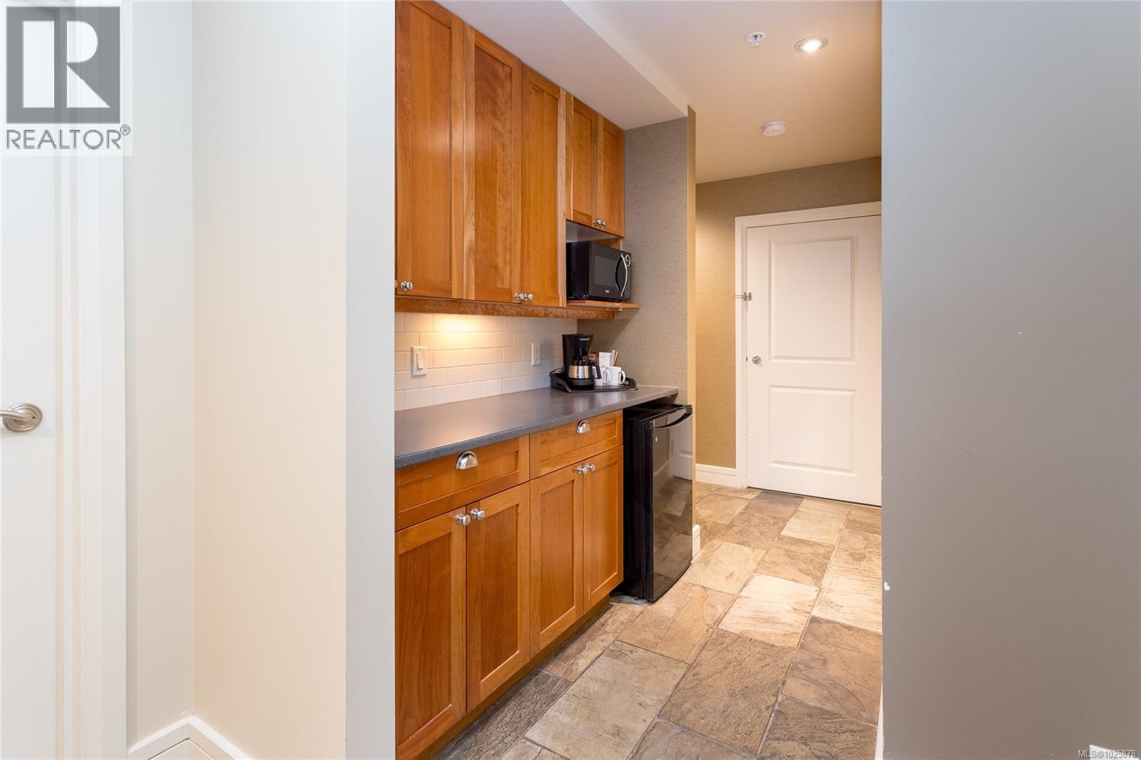 #101/103 B 1376 Lynburne Pl - 21