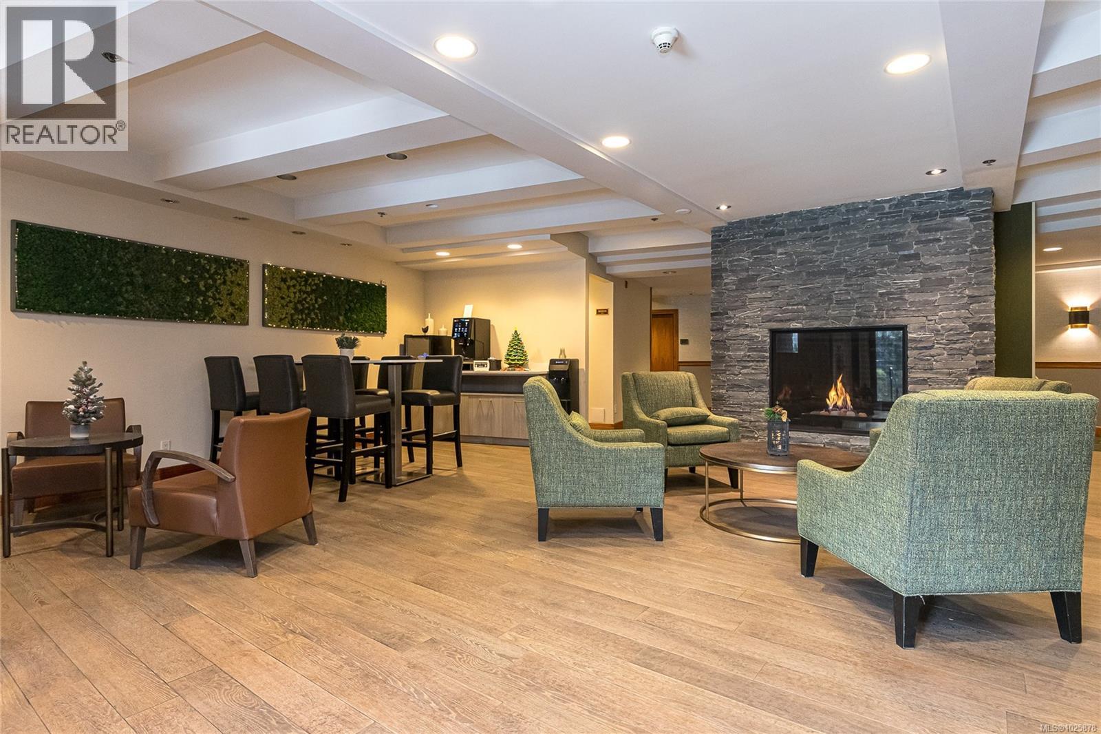 #101/103 B 1376 LYNBURNE PL - Image 3