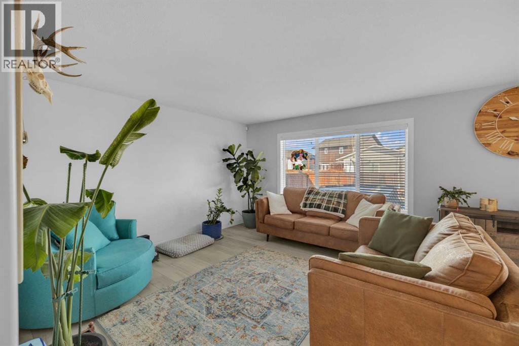 204 Augustus Way, Penhold