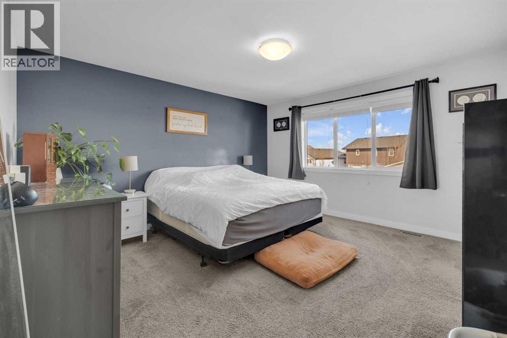 204 Augustus Way, Penhold