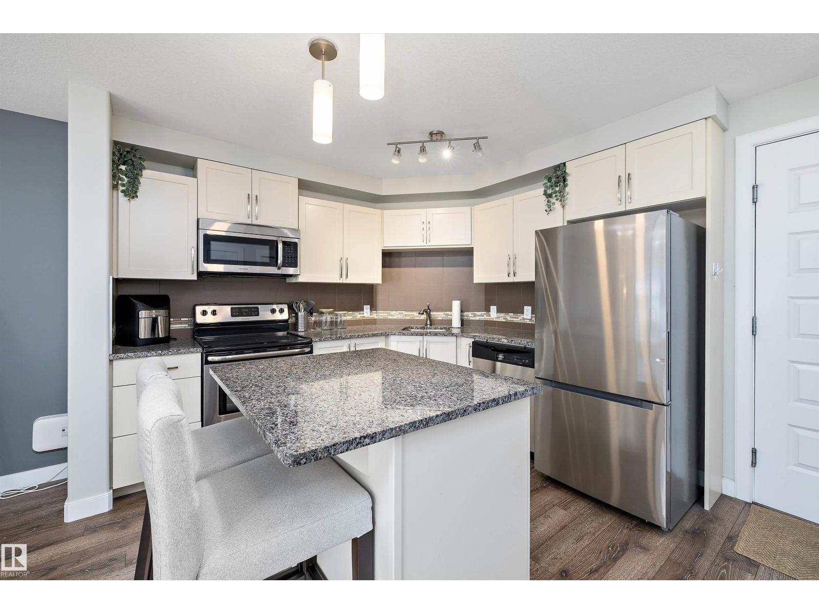 #205 8515 99 ST NW, Edmonton