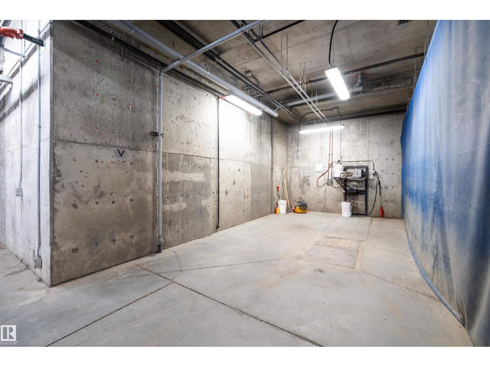 #205 8515 99 ST NW, Edmonton