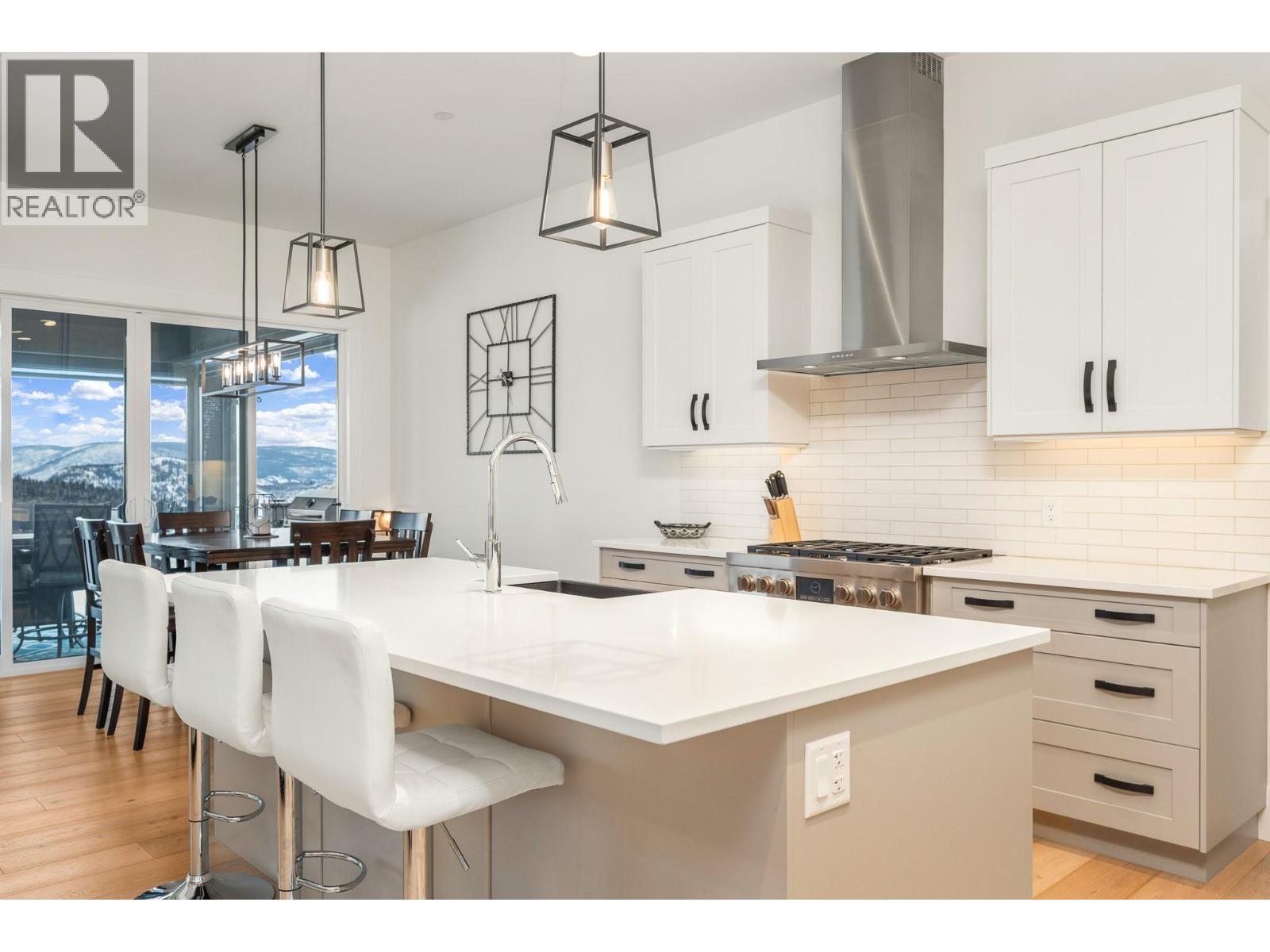 253 Ashcroft Court, Vernon