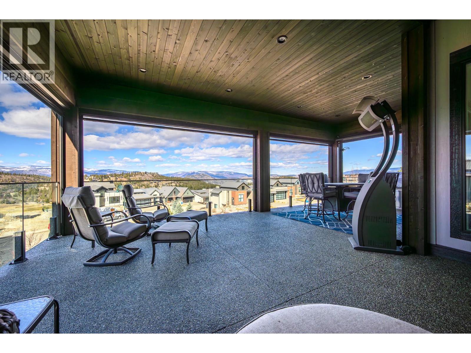 253 Ashcroft Court, Vernon