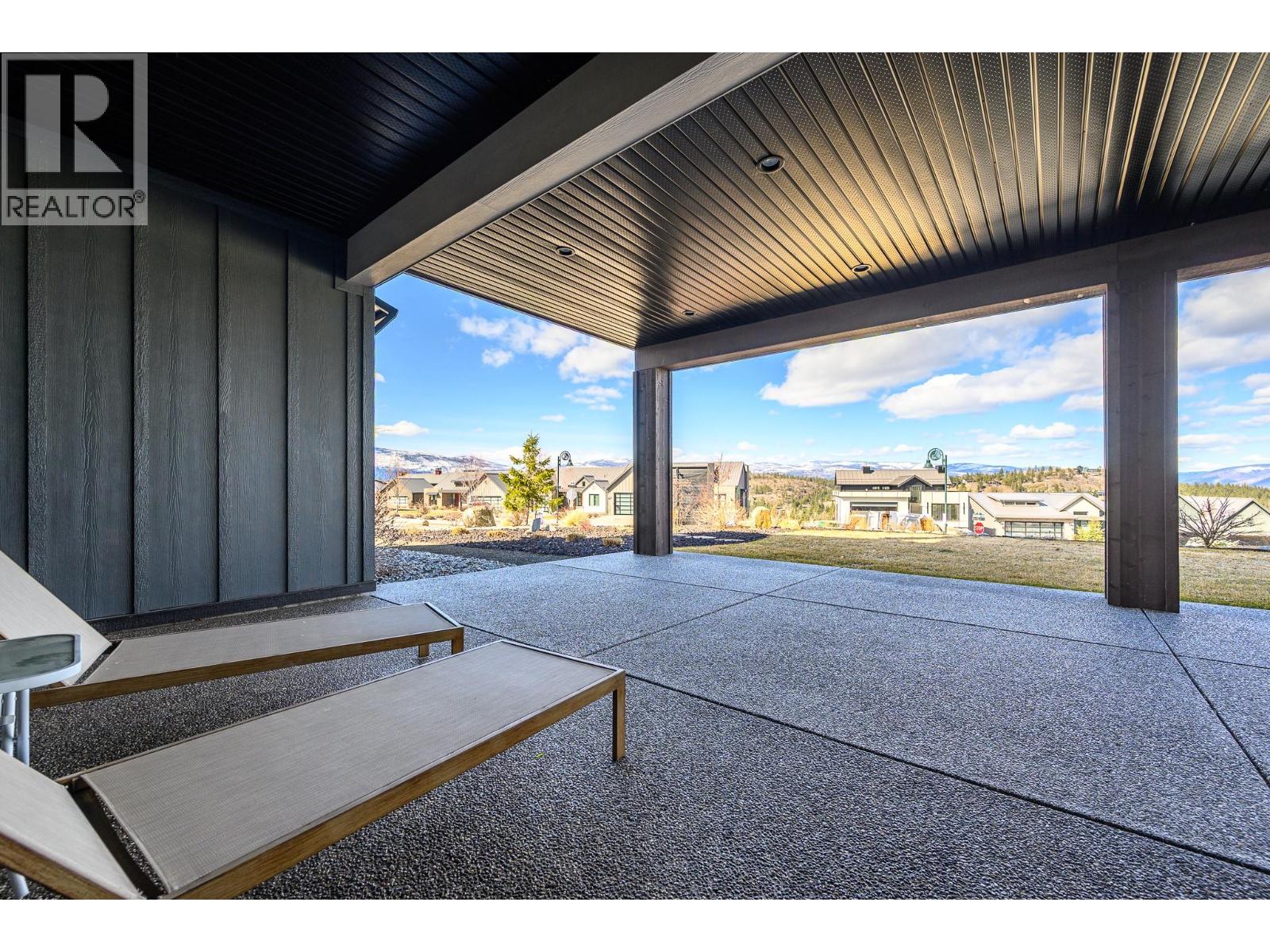 253 Ashcroft Court, Vernon