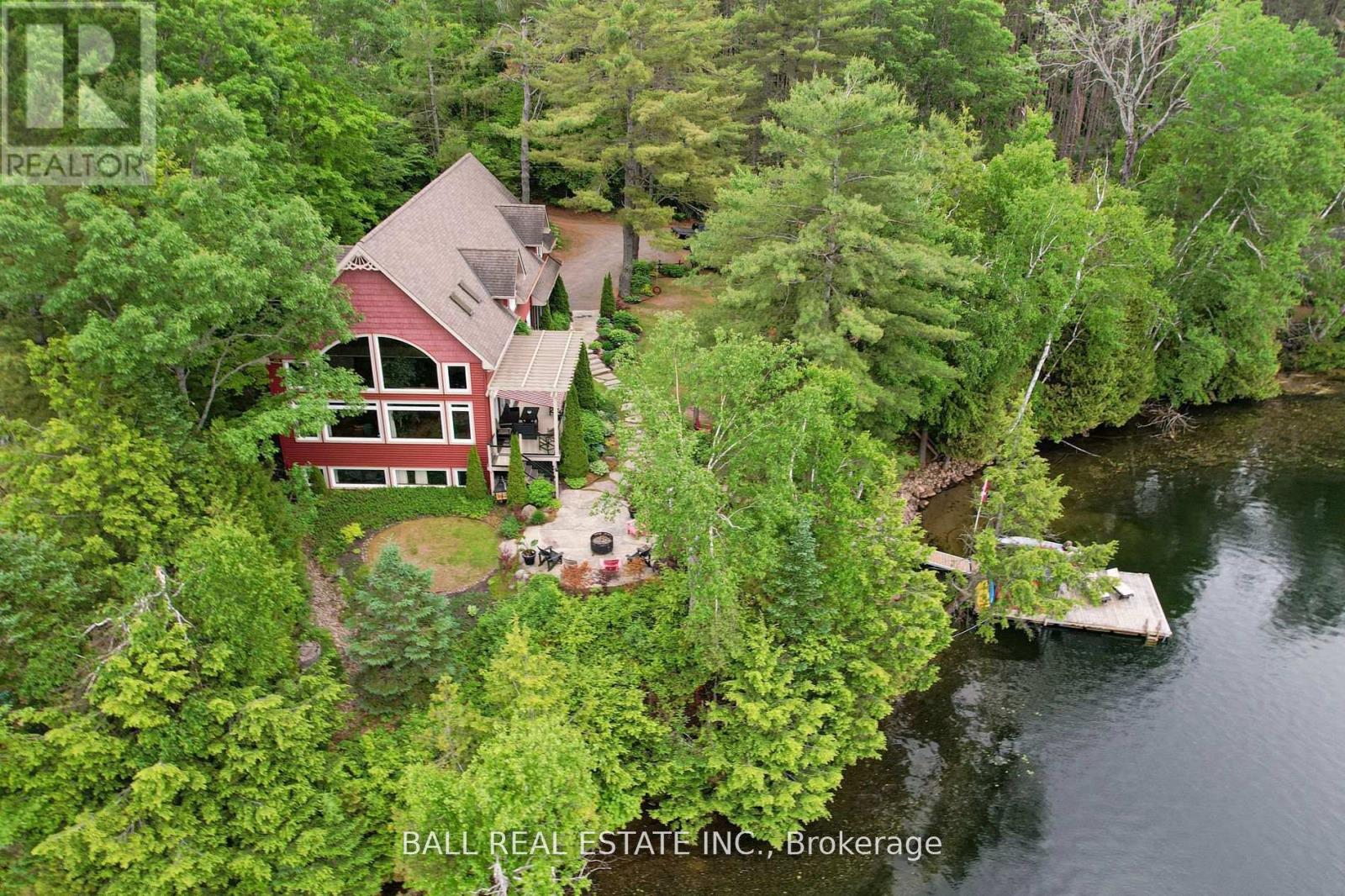 32 SHADOWOOD LANE - 1
