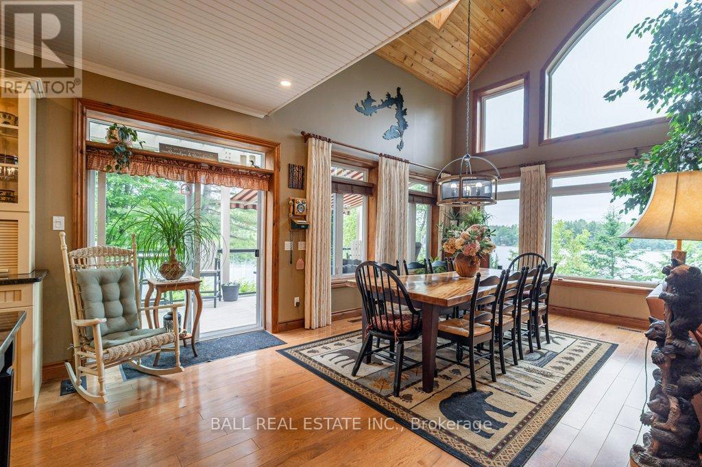 32 SHADOWOOD LANE - 15