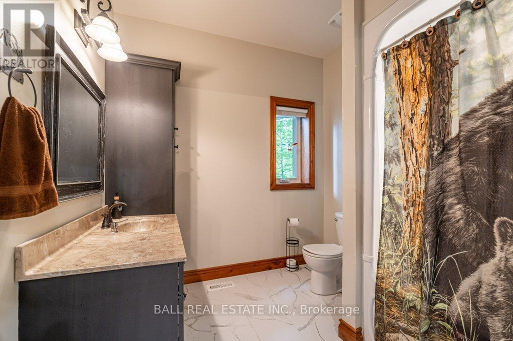 32 SHADOWOOD LANE - 22