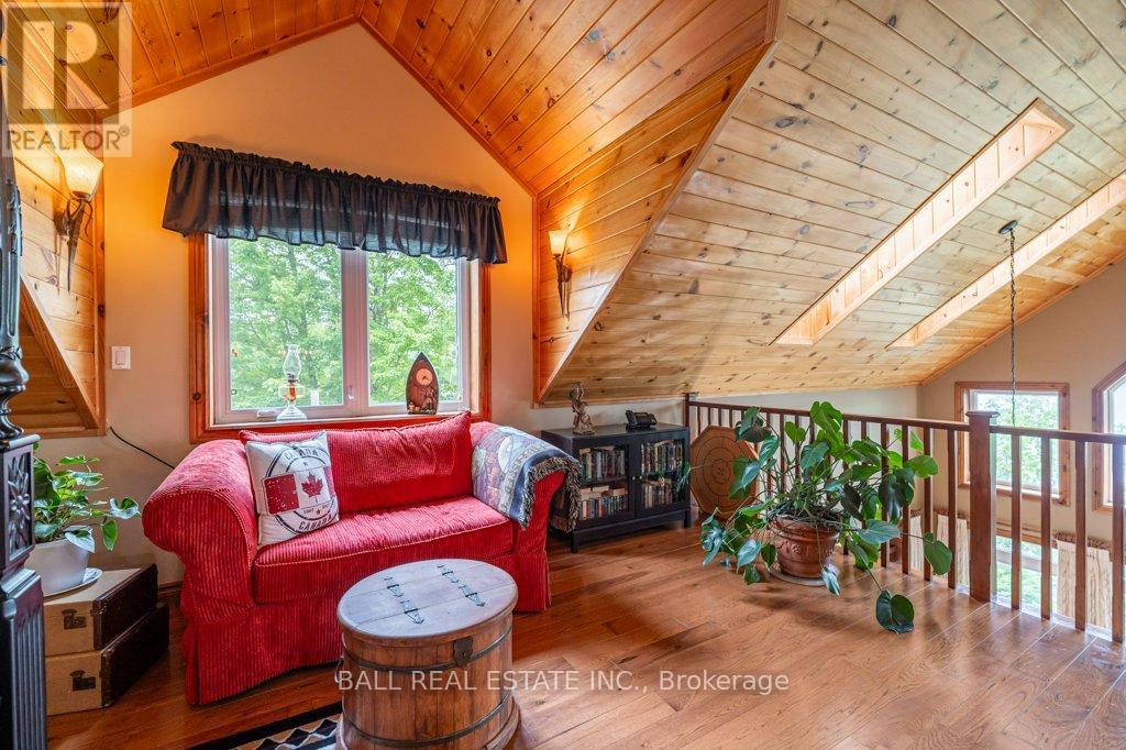 32 SHADOWOOD LANE - 25
