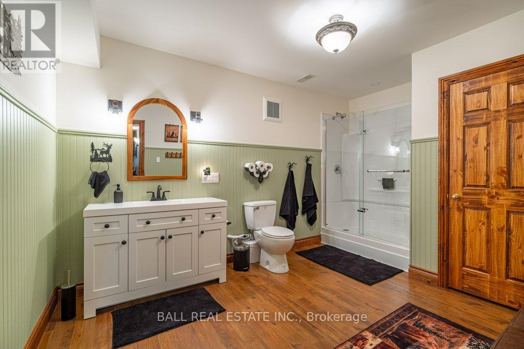 32 SHADOWOOD LANE - 35