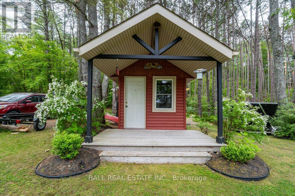 32 SHADOWOOD LANE - 40