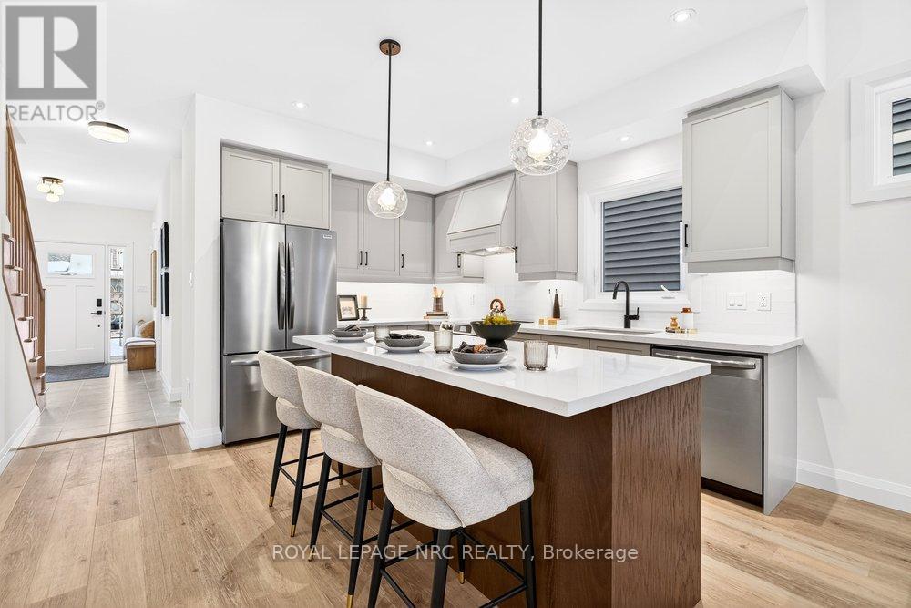 95 BEACHWALK CRESCENT - Photo 5 of 50, Fort Erie (Crystal Beach), Ontario