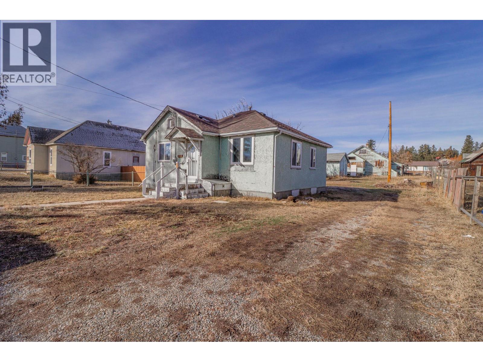 315 BRIAR Avenue NW, Cranbrook