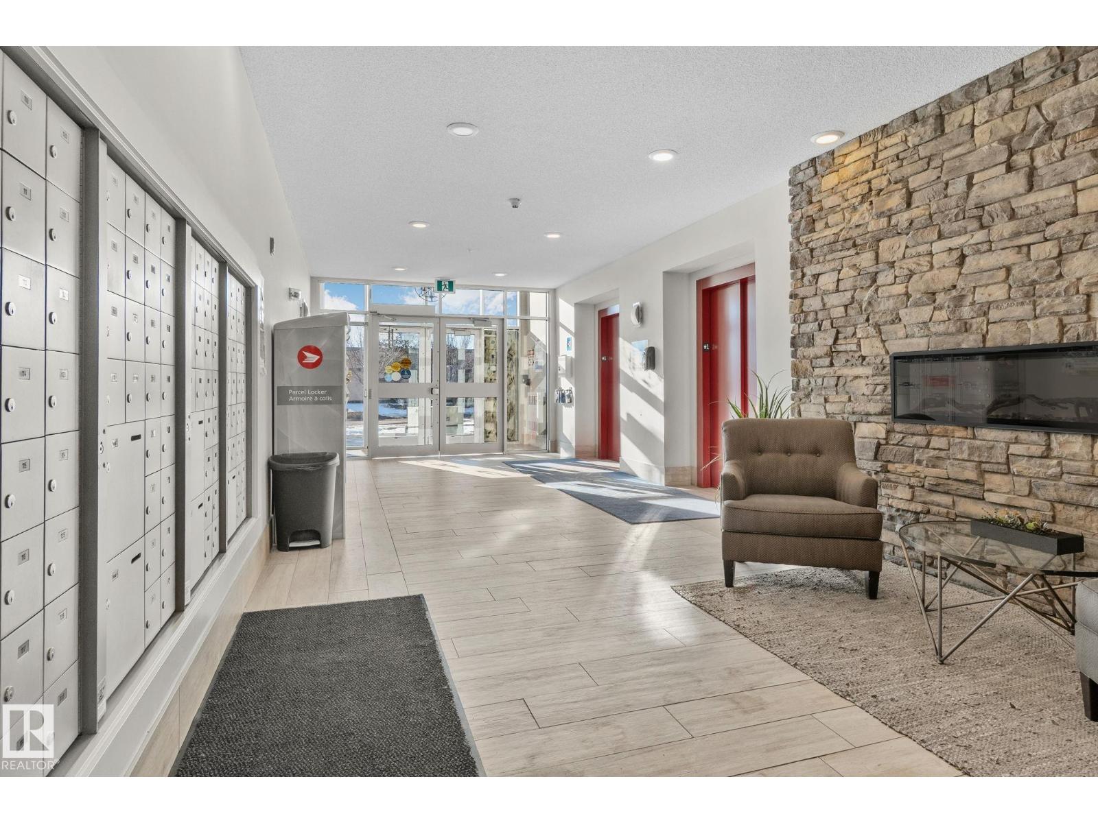 #128 12804 140 AV NW, Edmonton