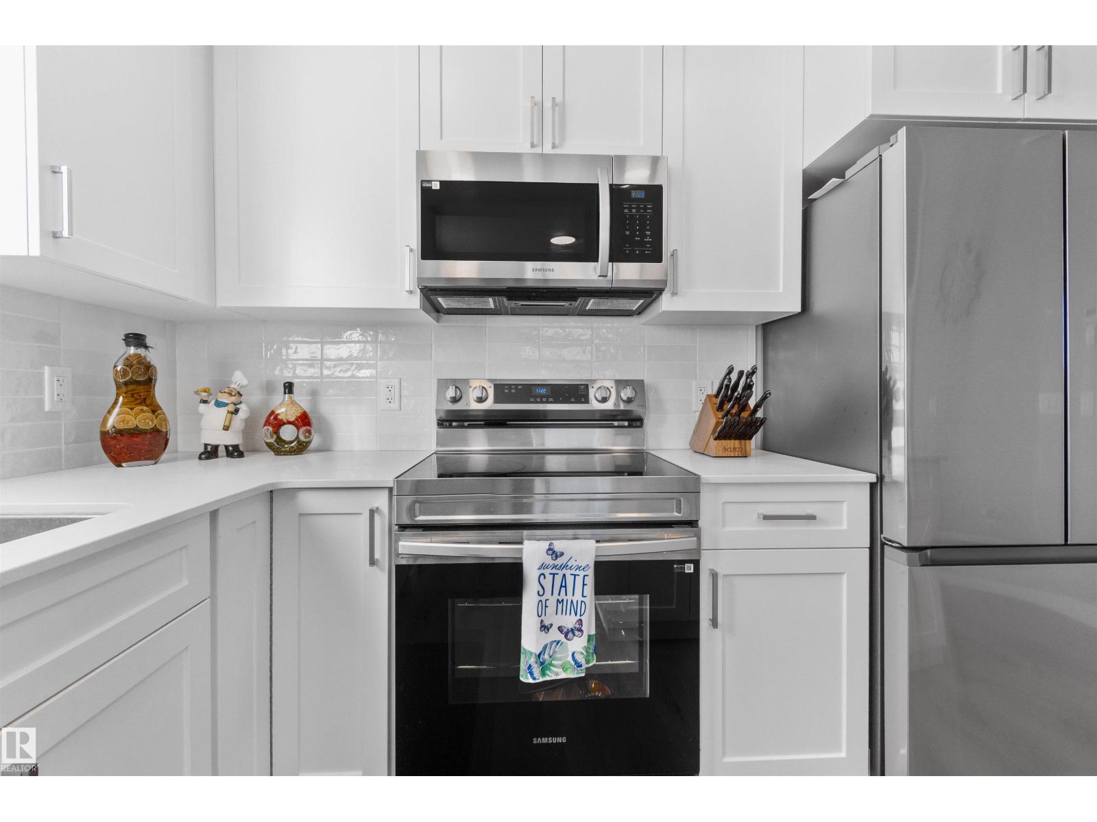 #128 12804 140 AV NW, Edmonton