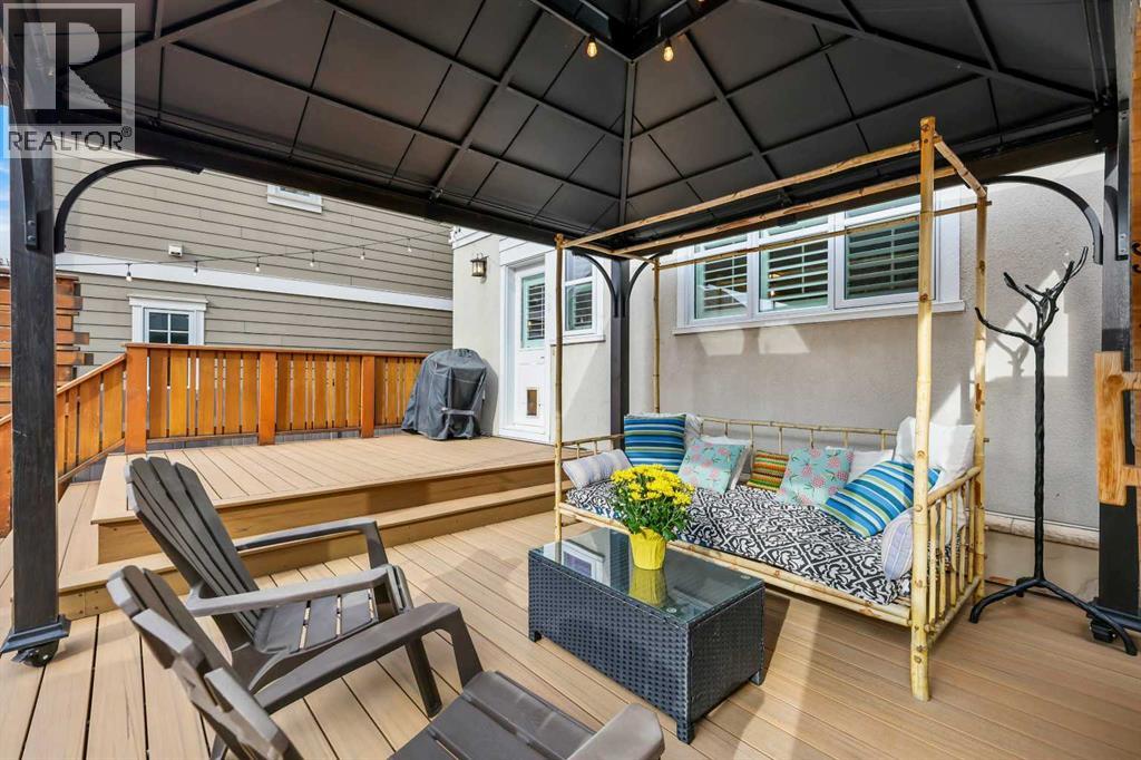 Single Family House for Sale in  BenySurMer Road SW Currie Barracks Calgary 