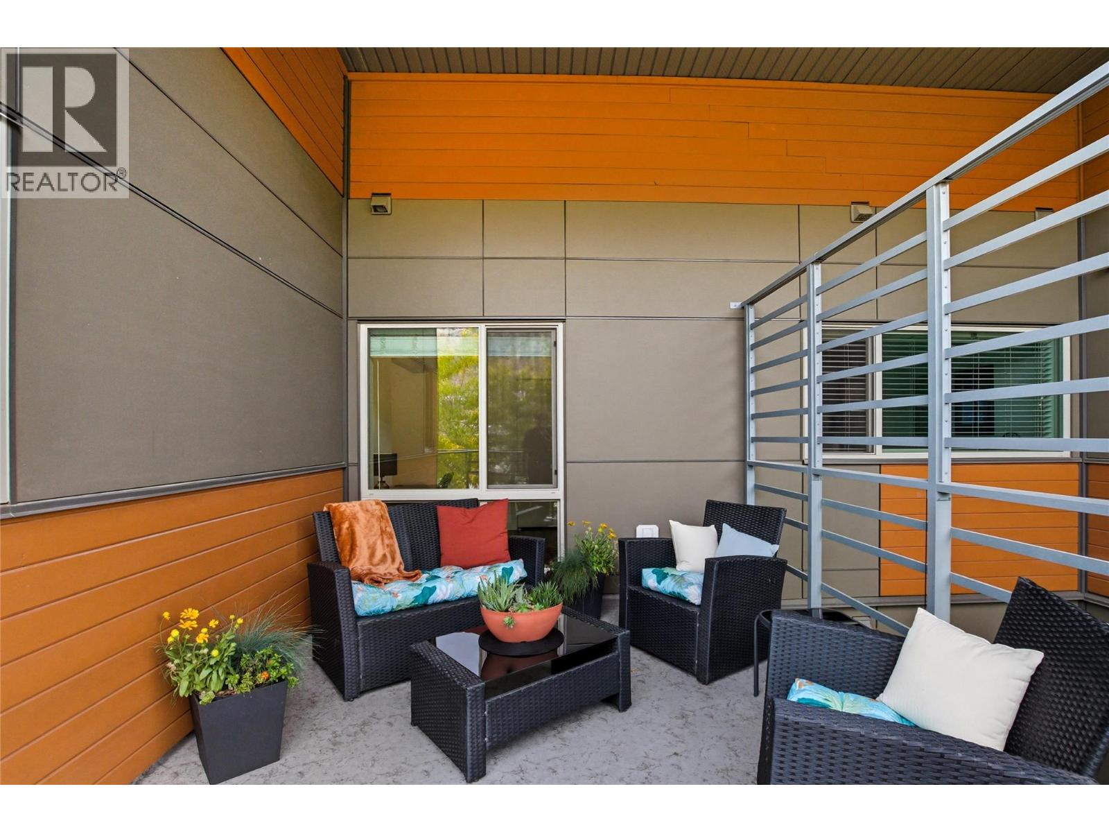 #2407 1030 TALASA WAY - 18