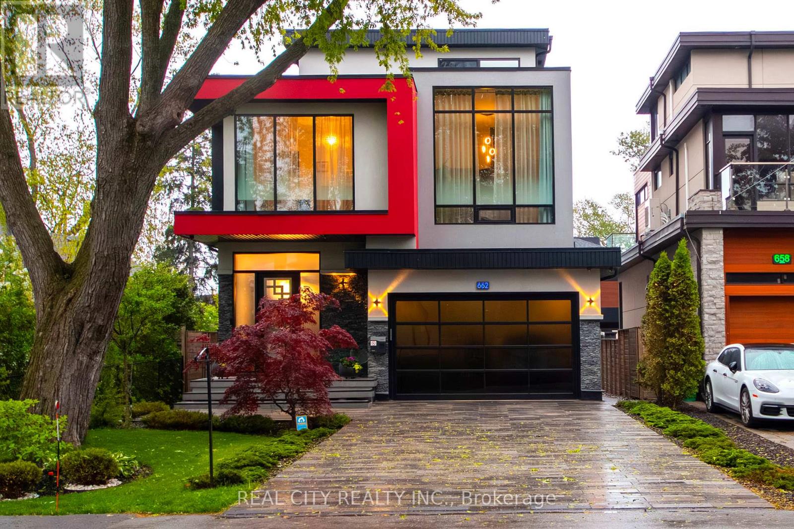 662 BYNGMOUNT AVENUE - 1