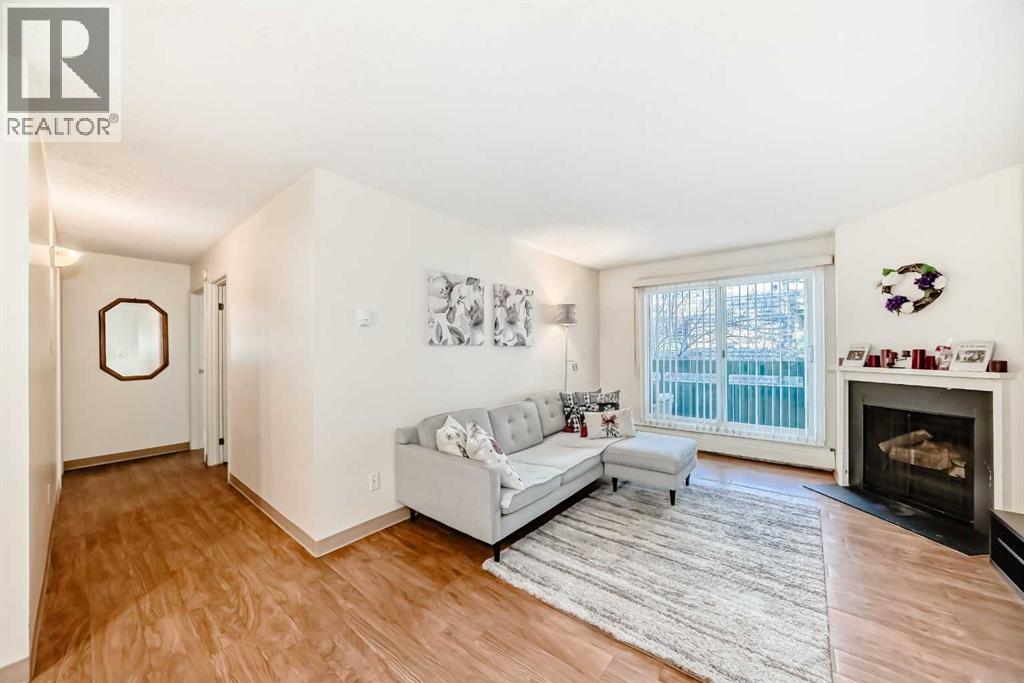 Single Family House for Sale in   Southampton Drive SW Southwood Calgary 