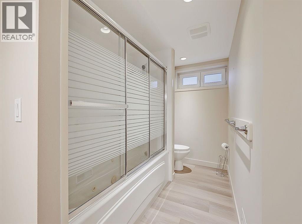 Single Family House Bungalow for Sale in  Granlea Place SW Glendale Calgary 