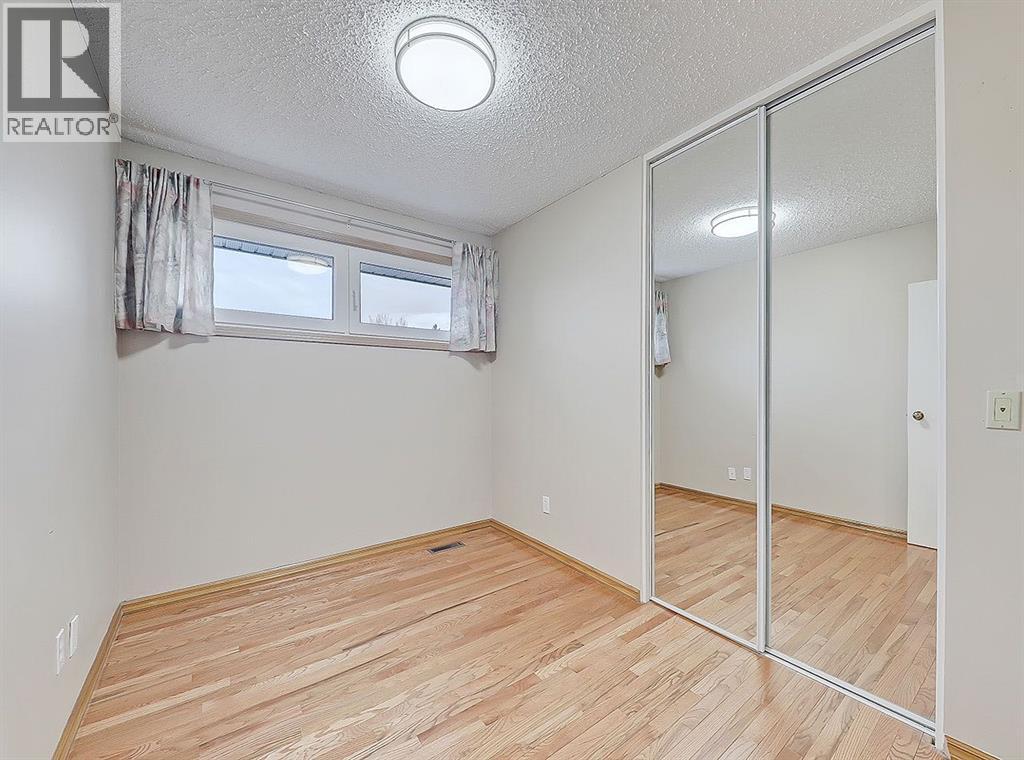 Single Family House Bungalow for Sale in  Granlea Place SW Glendale Calgary 