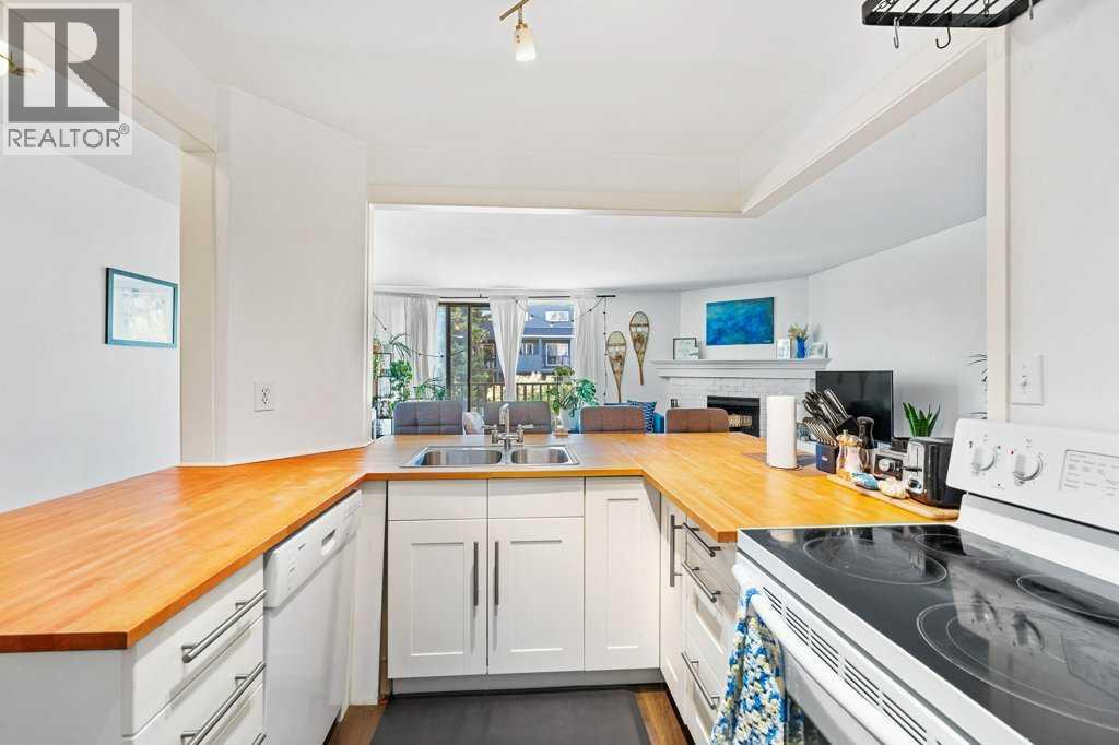 Single Family House for Sale in B   Avenue SW Cliff Bungalow Calgary 