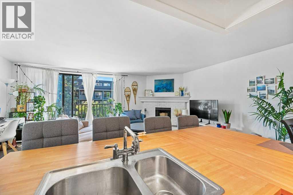 Single Family House for Sale in B   Avenue SW Cliff Bungalow Calgary 