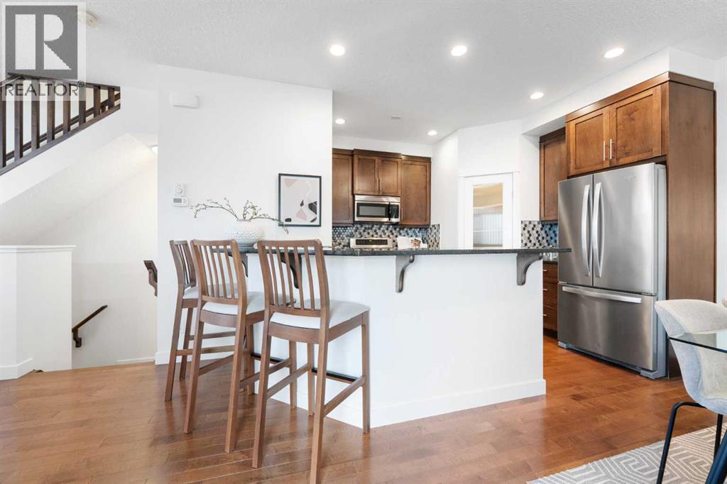 Single Family House for Sale in    Street SW Killarney/Glengarry Calgary 