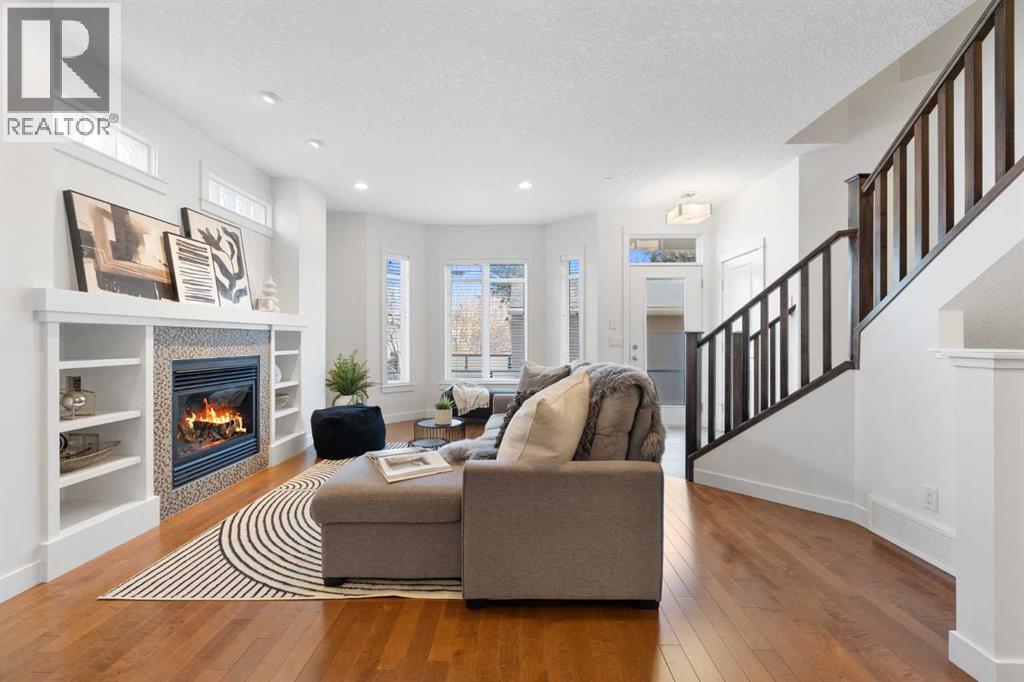 Single Family House for Sale in    Street SW Killarney/Glengarry Calgary 