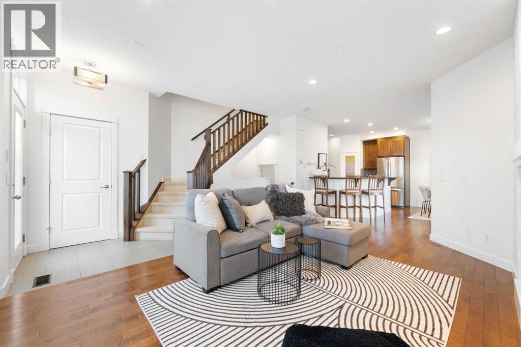 Single Family House for Sale in    Street SW Killarney/Glengarry Calgary 