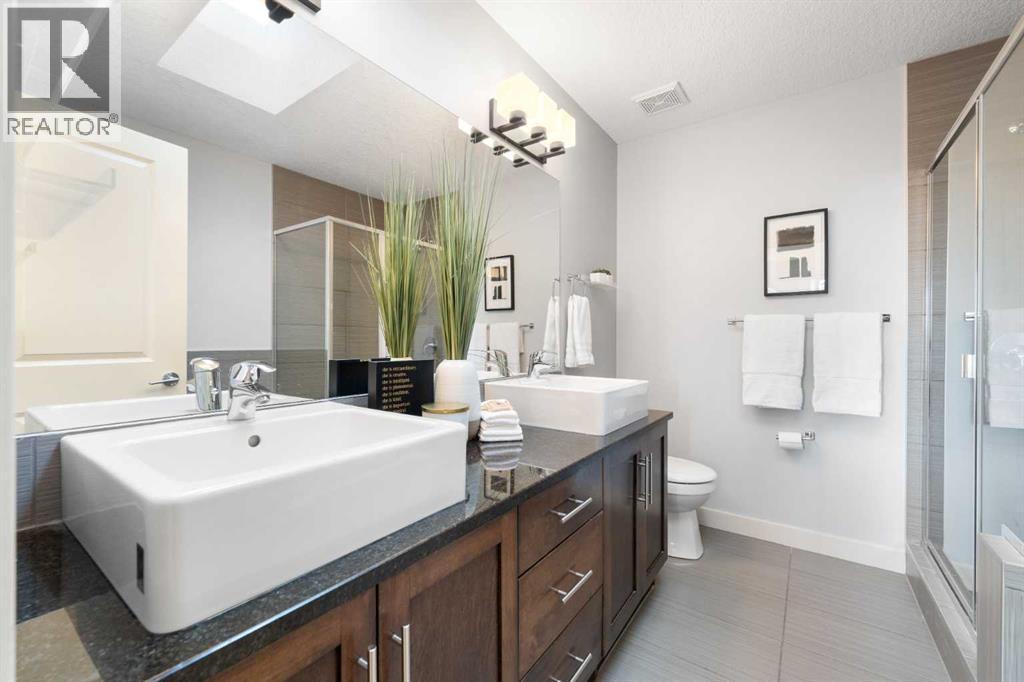 Single Family House for Sale in    Street SW Killarney/Glengarry Calgary 