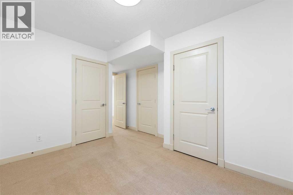 Single Family House for Sale in    Street SW Killarney/Glengarry Calgary 