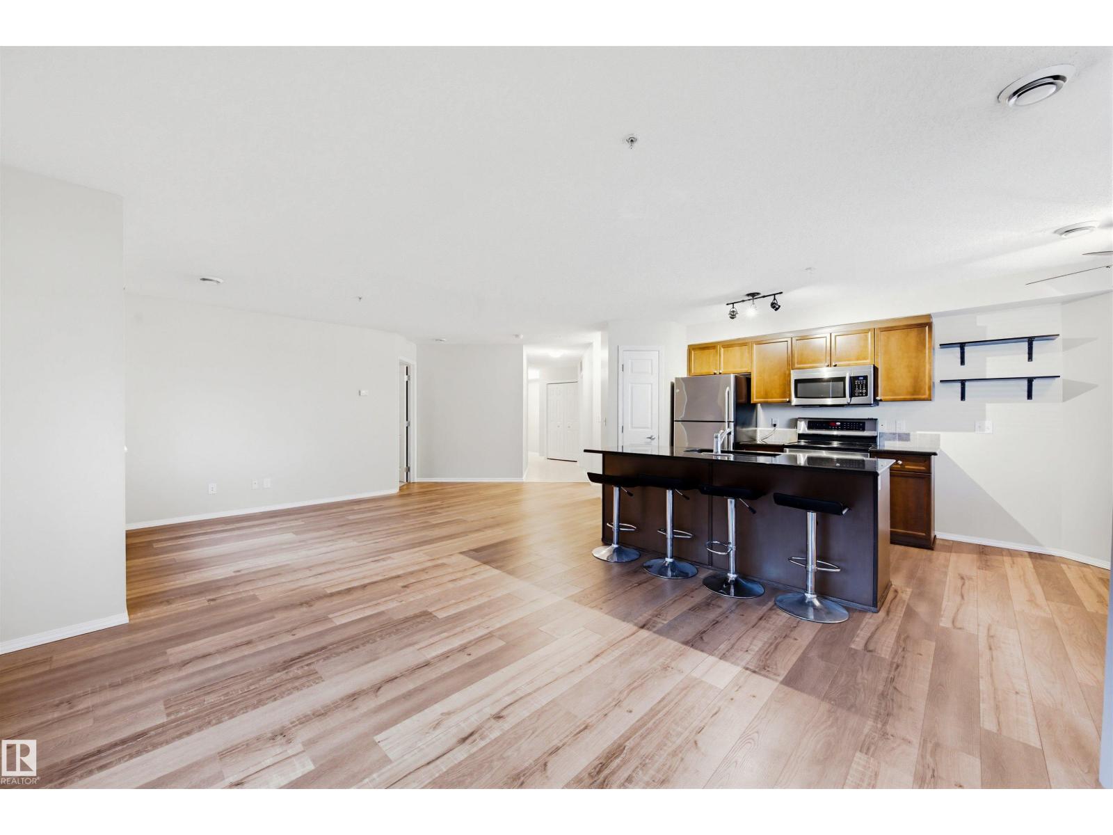 #114 6921 199 ST NW, Edmonton