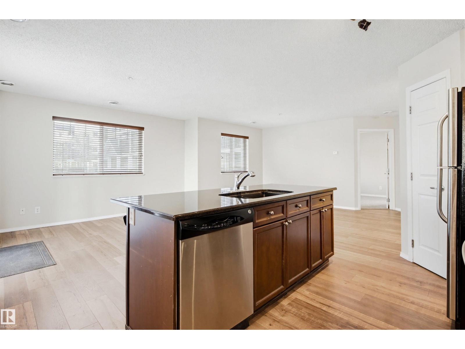 #114 6921 199 ST NW, Edmonton