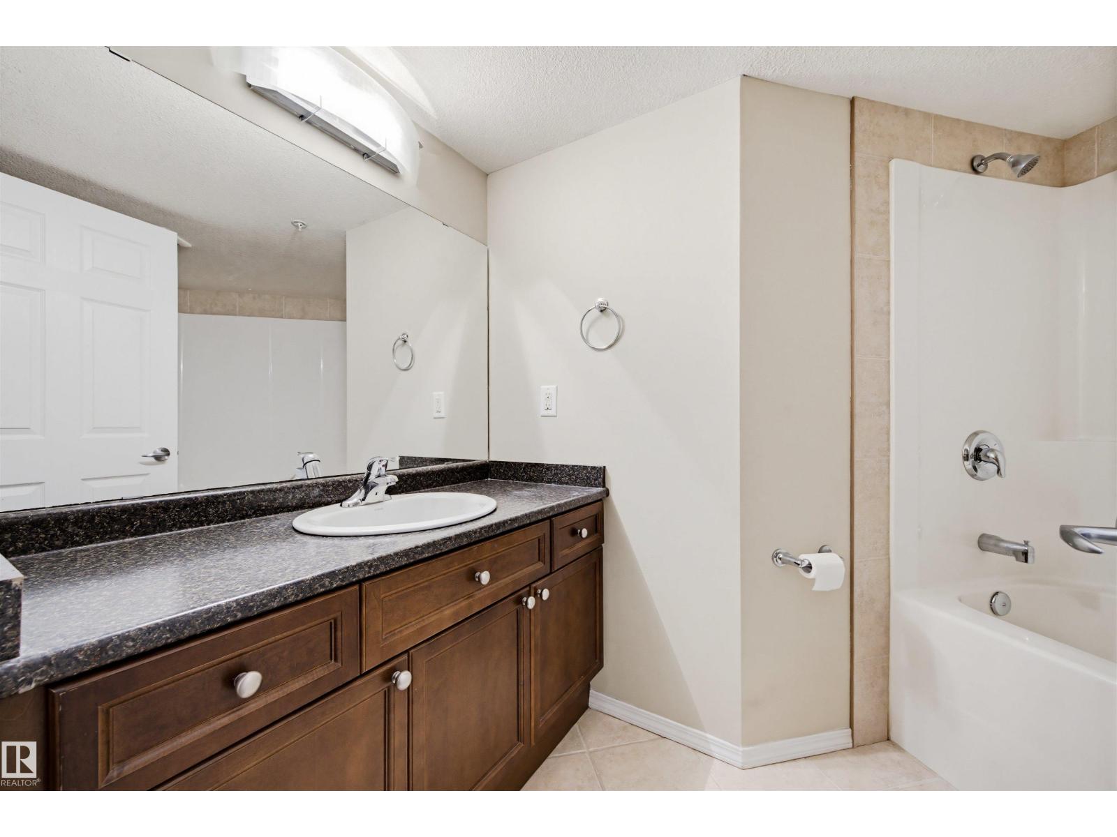 #114 6921 199 ST NW, Edmonton