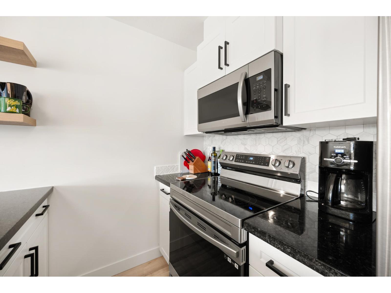 308 19774 56 AVENUE, Langley