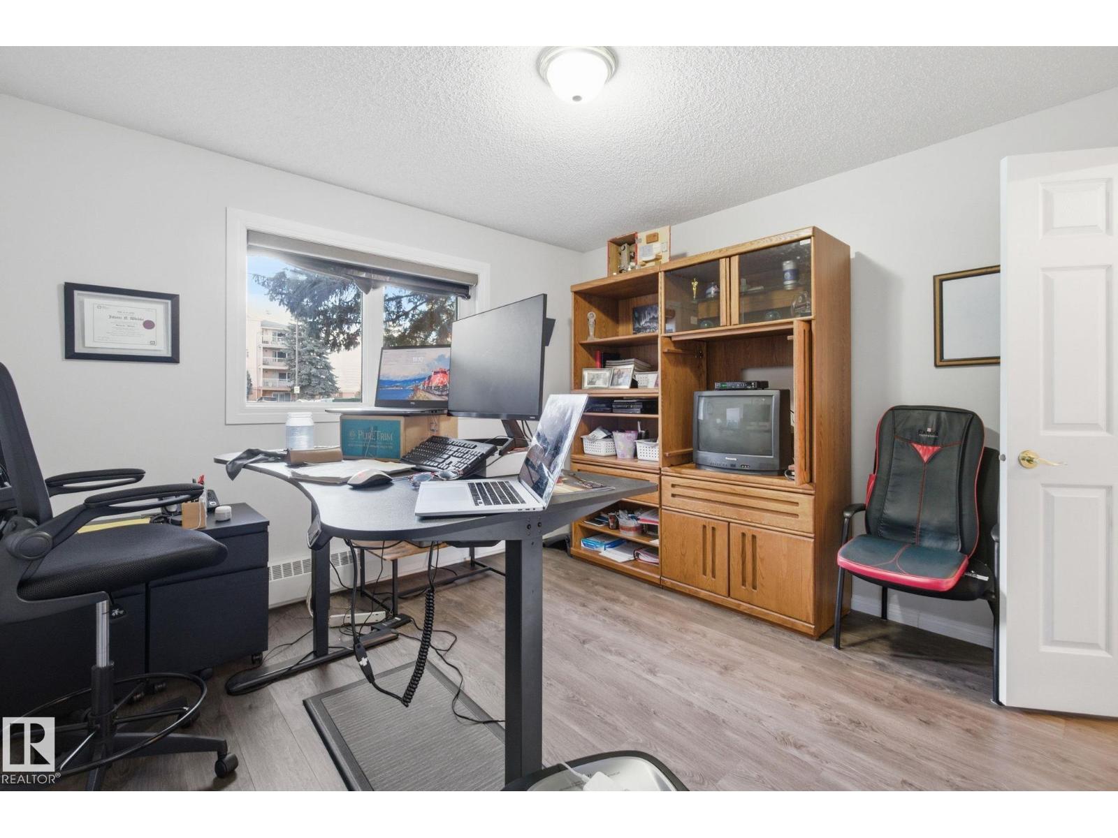 #113 10935 21 AV NW, Edmonton