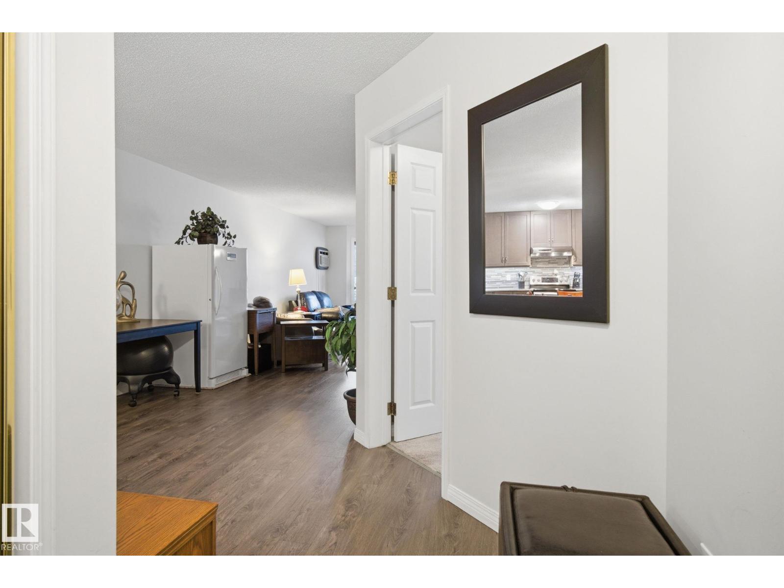 #113 10935 21 AV NW, Edmonton